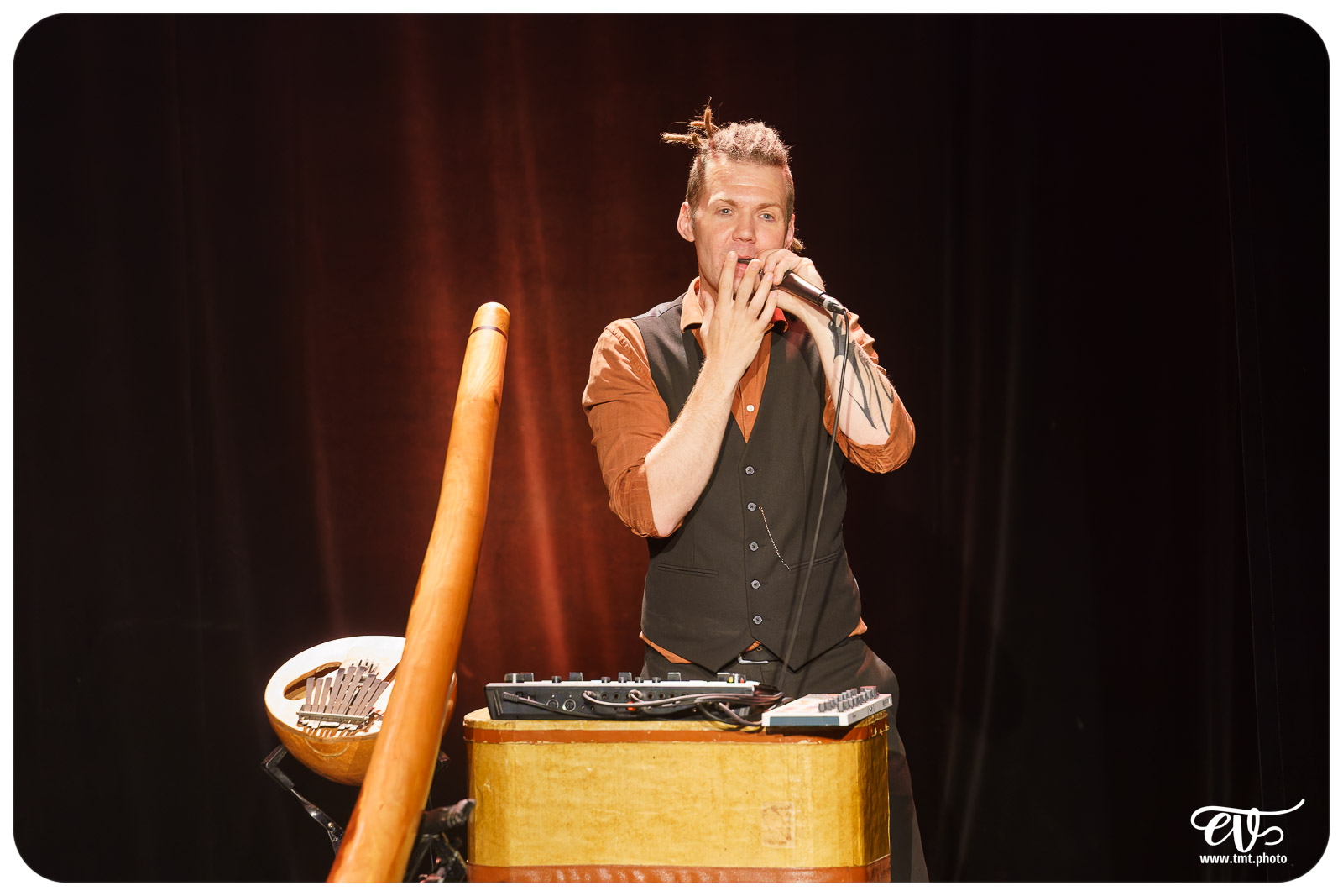 VIVI (CIE VIBRATION VISUELLE)